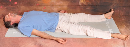 Shavasana 1-Lazítás Háton Fekvő